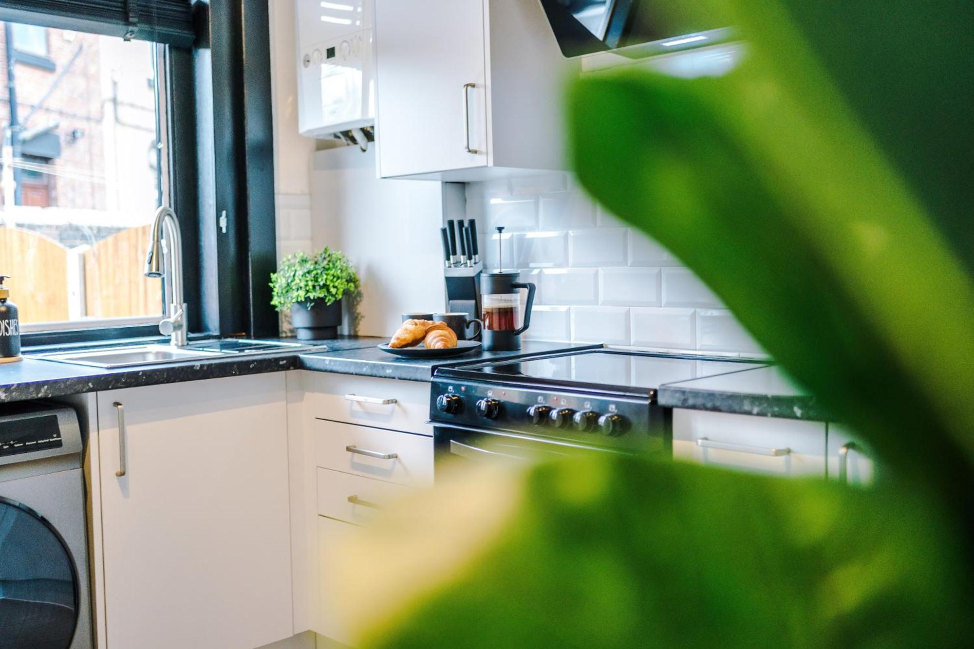 Modern Premium 3 Bed Hidden Gem - Central Location Барнслі Екстер'єр фото